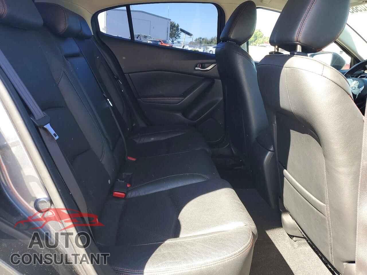 MAZDA 3 2015 - JM1BM1M36F1228126