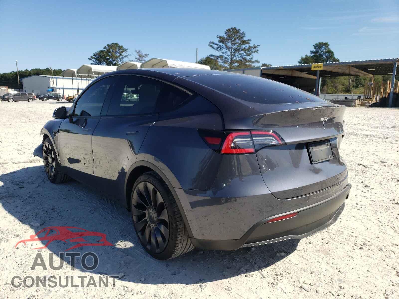 TESLA MODEL Y 2021 - 5YJYGDEF2MF081447