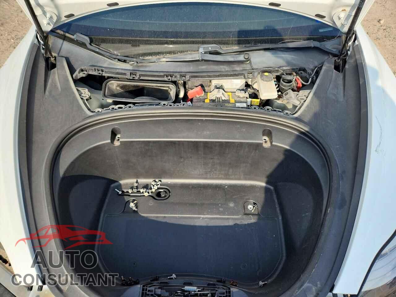 TESLA MODEL 3 2020 - 5YJ3E1EC2LF586908