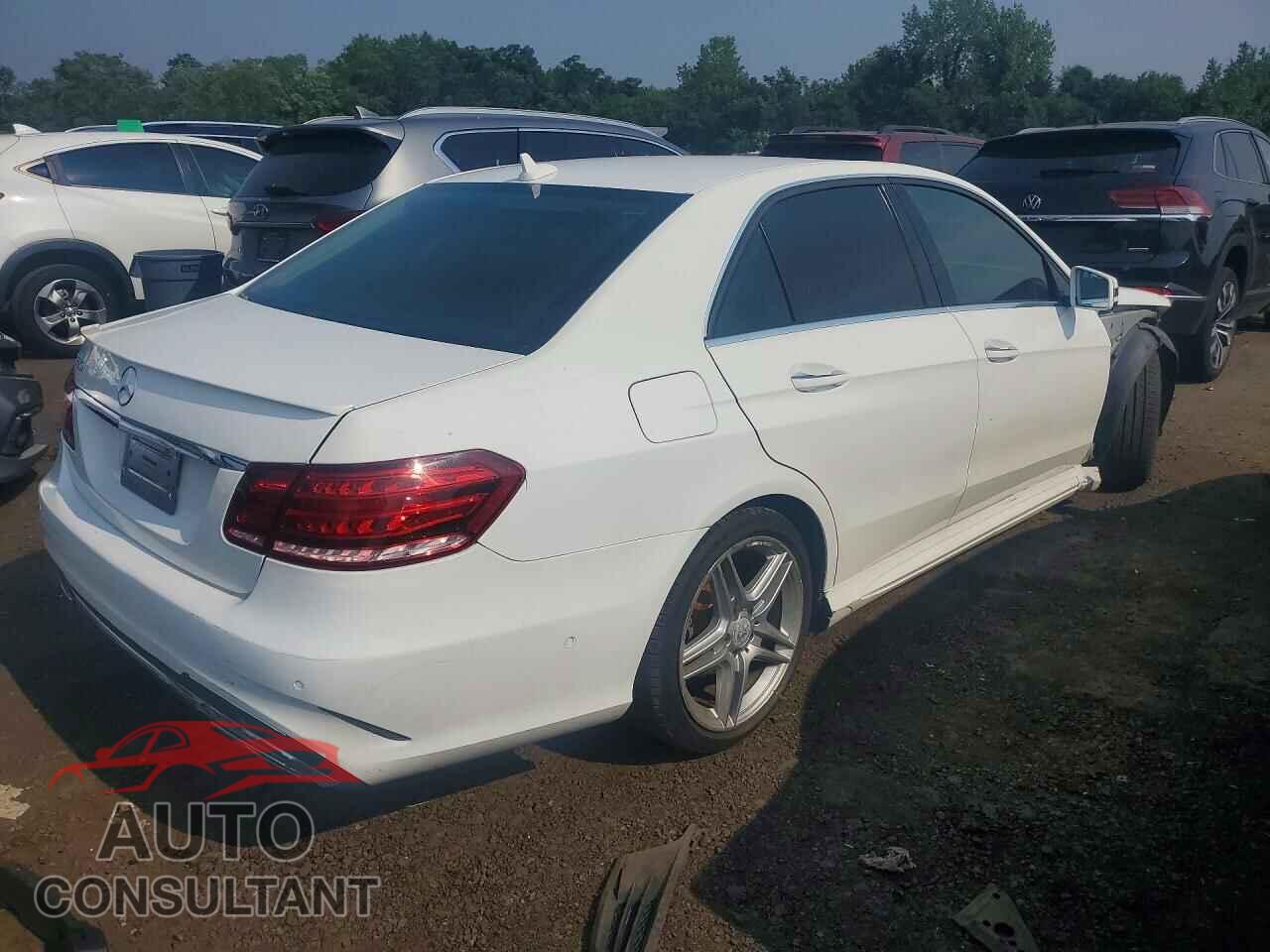 MERCEDES-BENZ E-CLASS 2014 - WDDHF5KB8EA870020