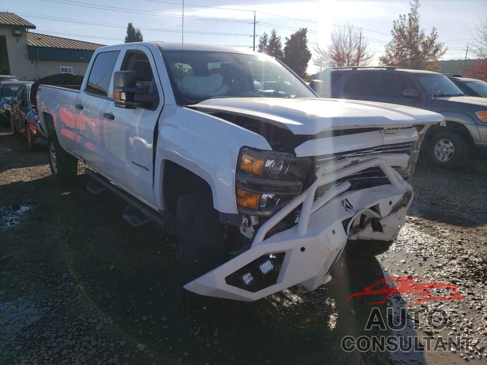 CHEVROLET SILVERADO 2018 - 1GC1KUEG4JF109989
