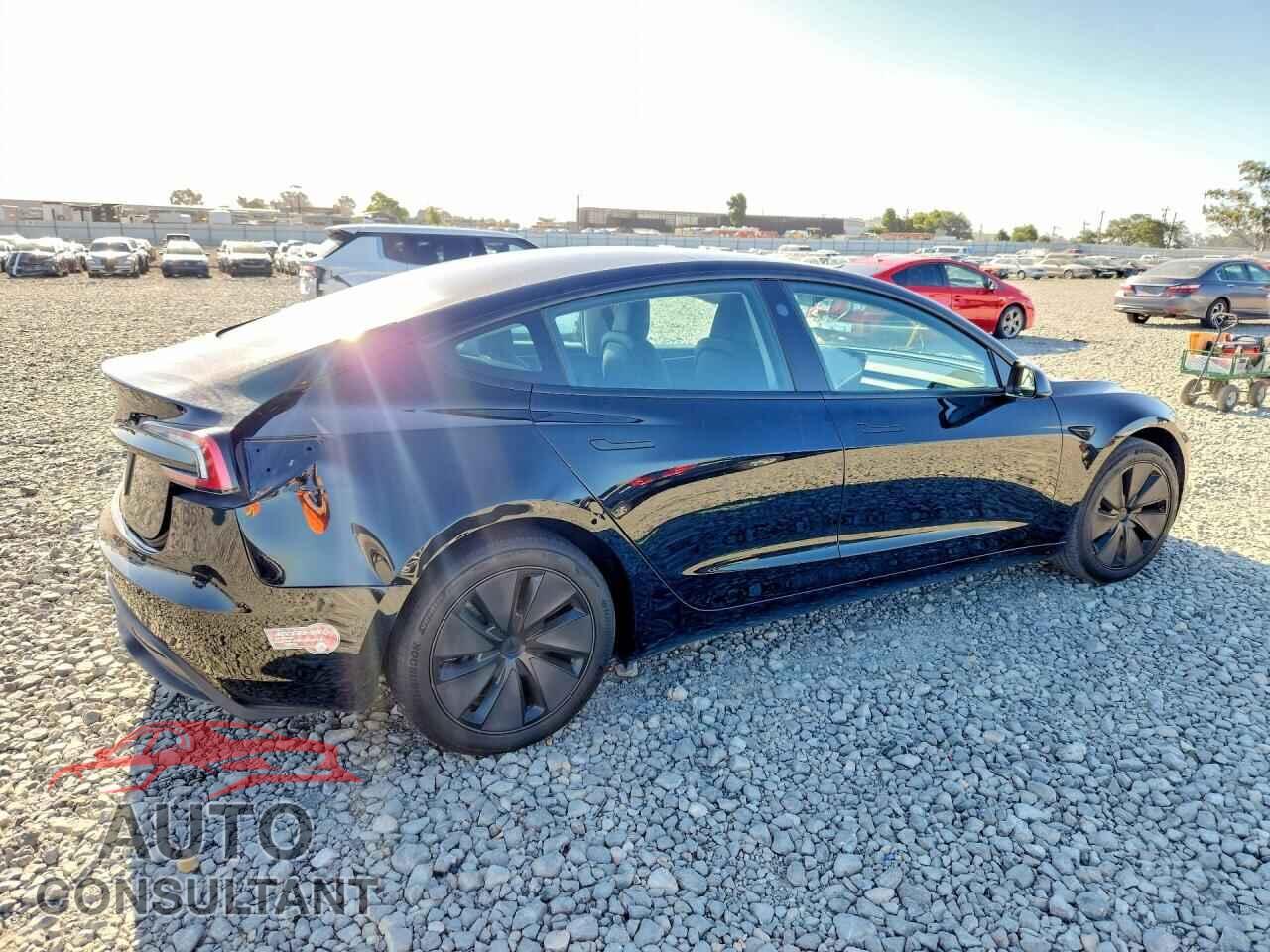 TESLA MODEL 3 2024 - 5YJ3E1EA3RF738167