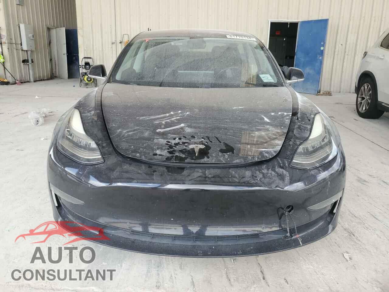 TESLA MODEL 3 2018 - 5YJ3E1EB8JF071349