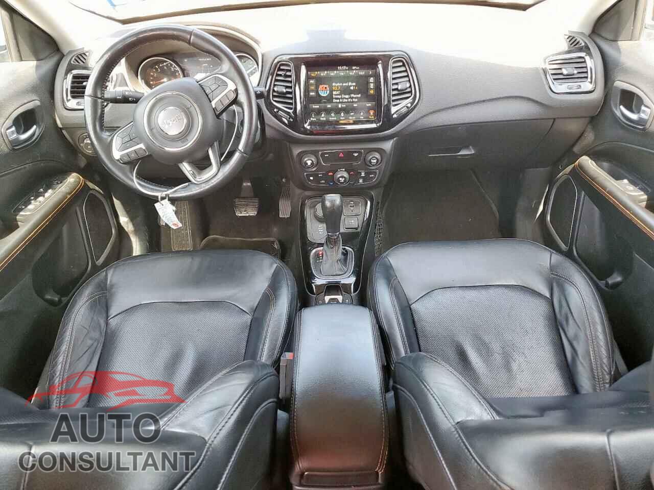JEEP COMPASS 2018 - 3C4NJDCB6JT163506