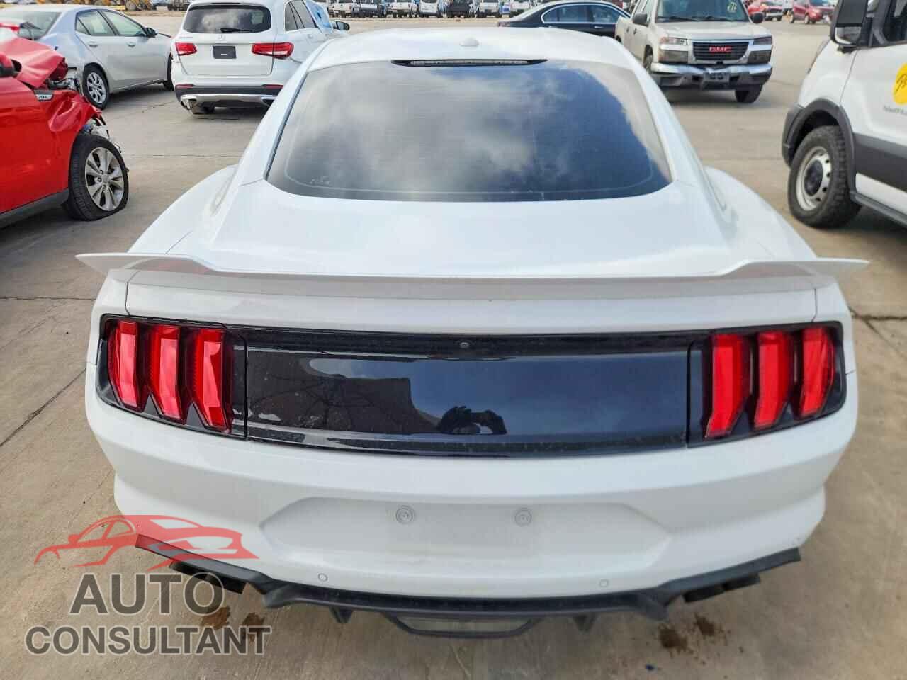 FORD MUSTANG 2019 - 1FA6P8CF4K5168904