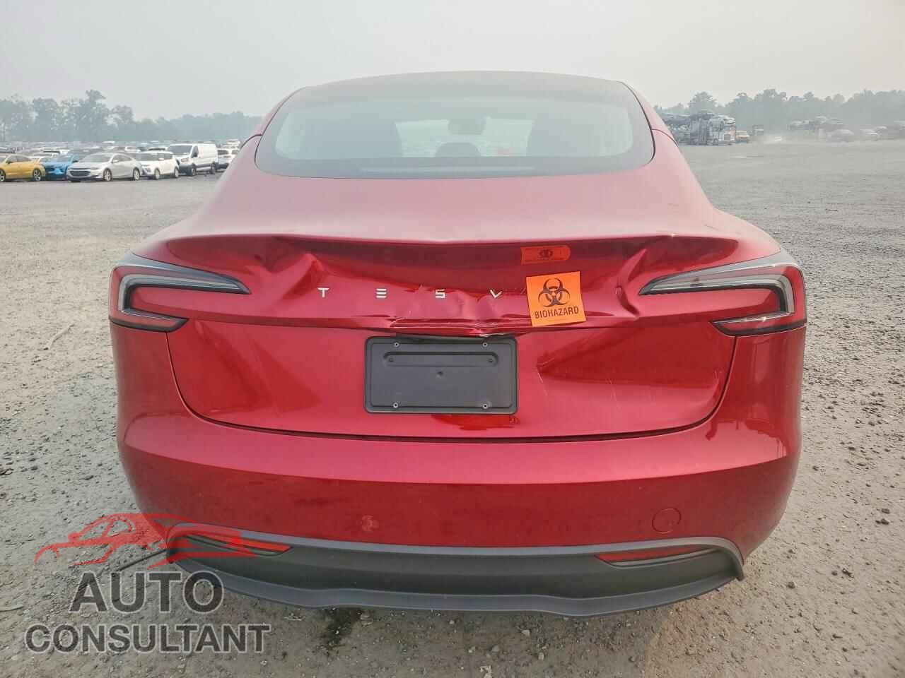 TESLA MODEL 3 2024 - 5YJ3E1EA4RF721099