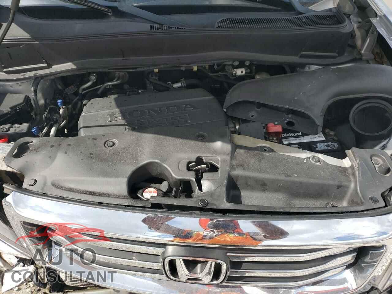HONDA PILOT 2015 - 5FNYF4H21FB036272