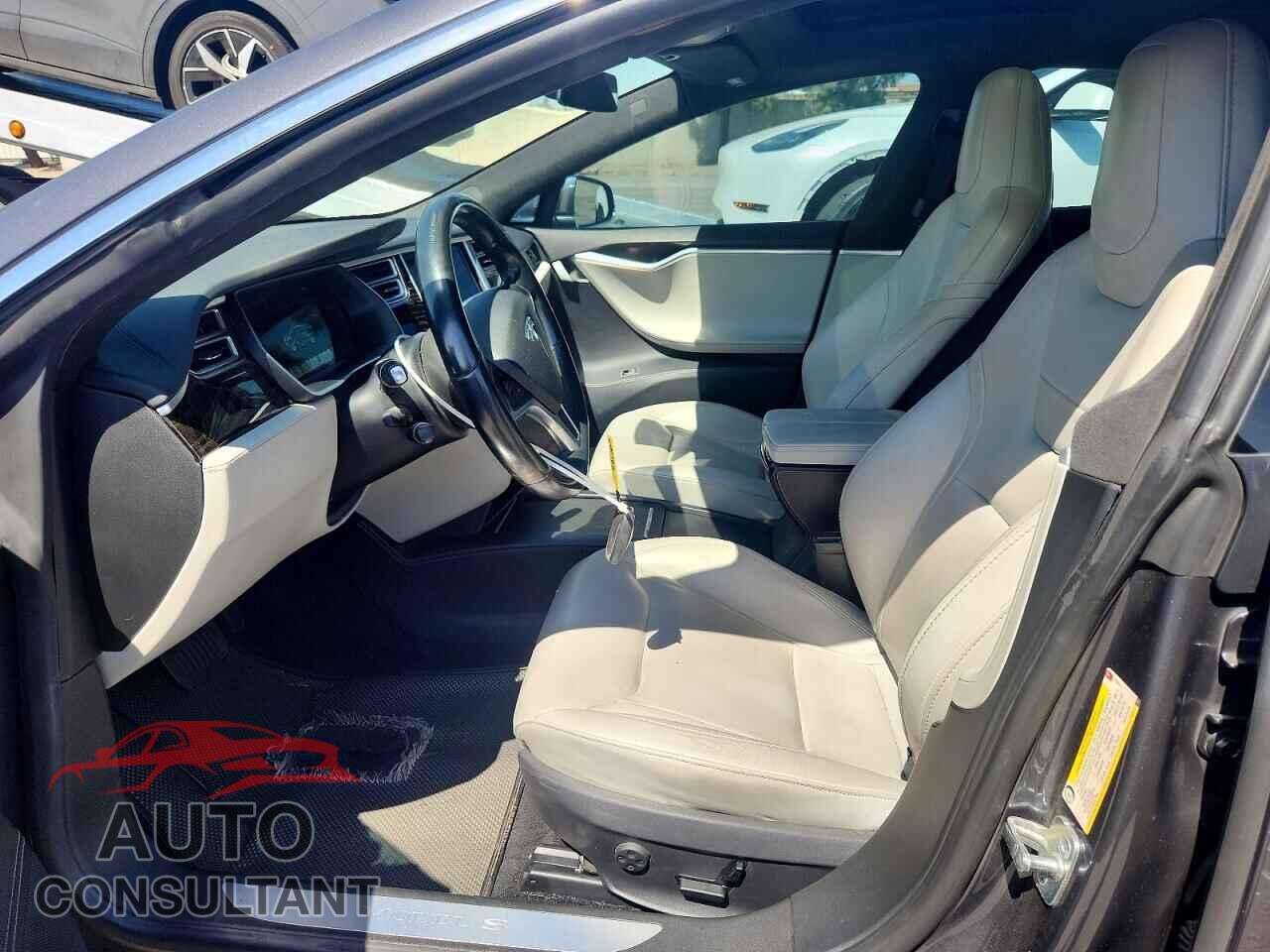 TESLA MODEL S 2016 - 5YJSA1E15GF170525