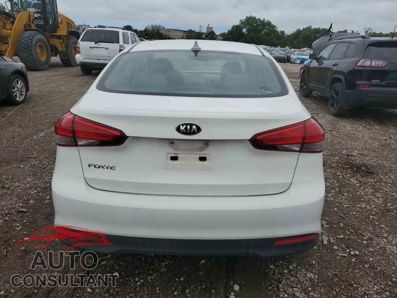 KIA FORTE 2017 - 3KPFK4A75HE066490