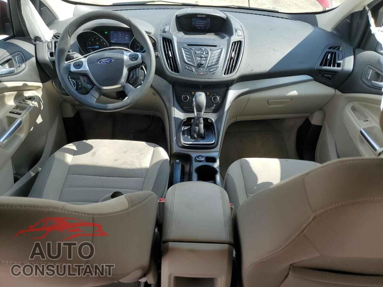 FORD ESCAPE 2013 - 1FMCU0GX5DUD65806