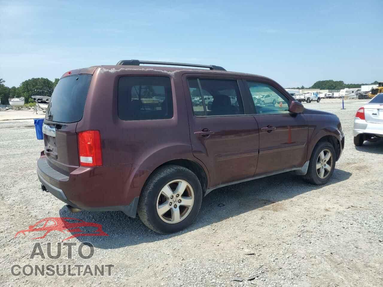 HONDA PILOT 2010 - 5FNYF3H50AB004829
