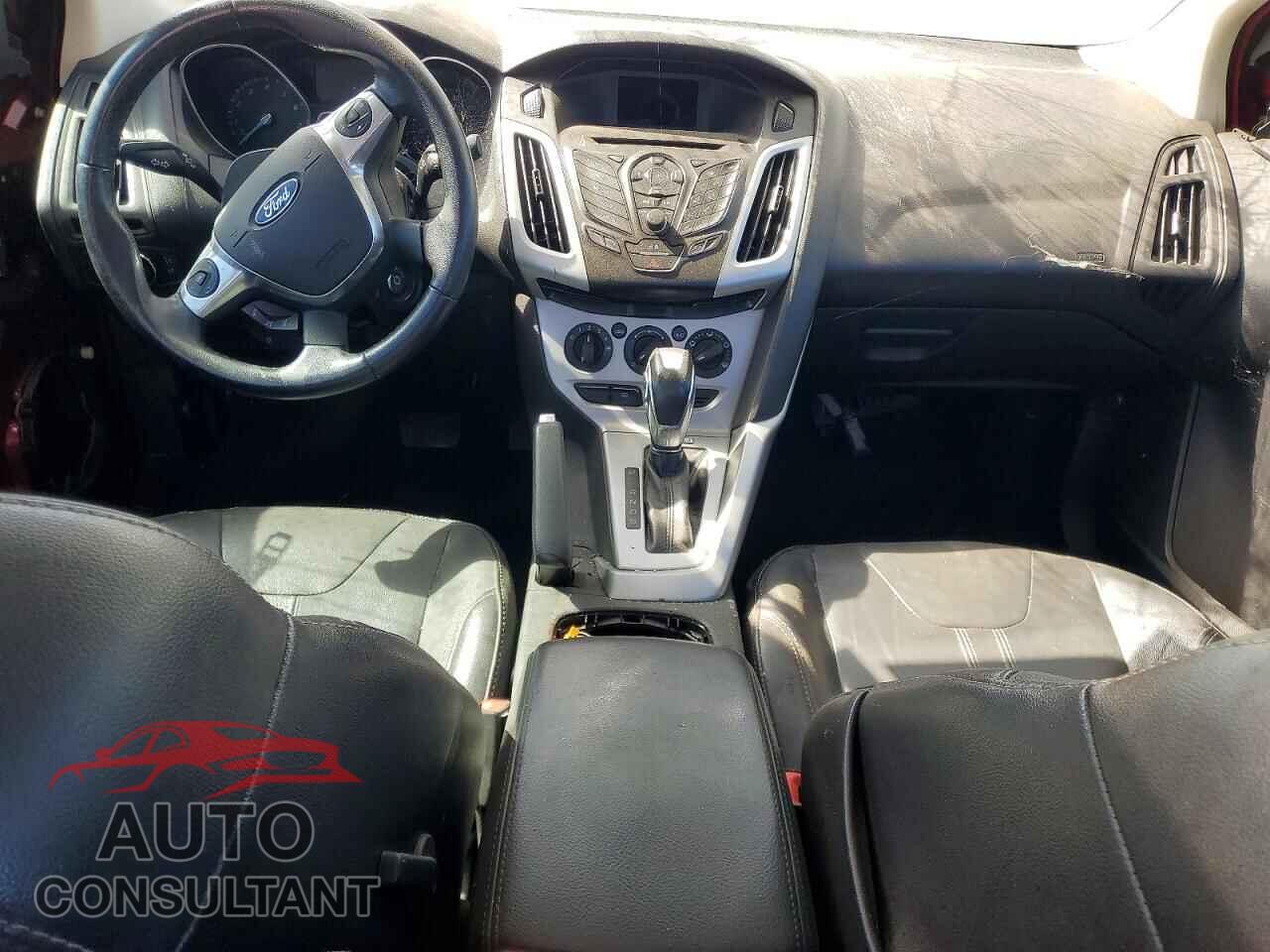 FORD FOCUS 2014 - 1FADP3F21EL323895