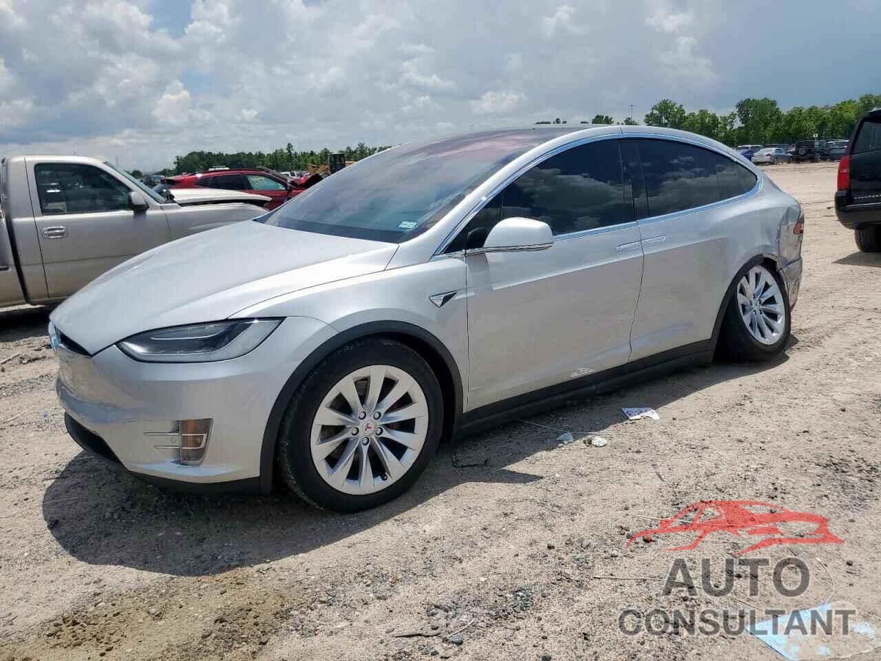 TESLA MODEL X 2018 - 5YJXCBE43JF126966