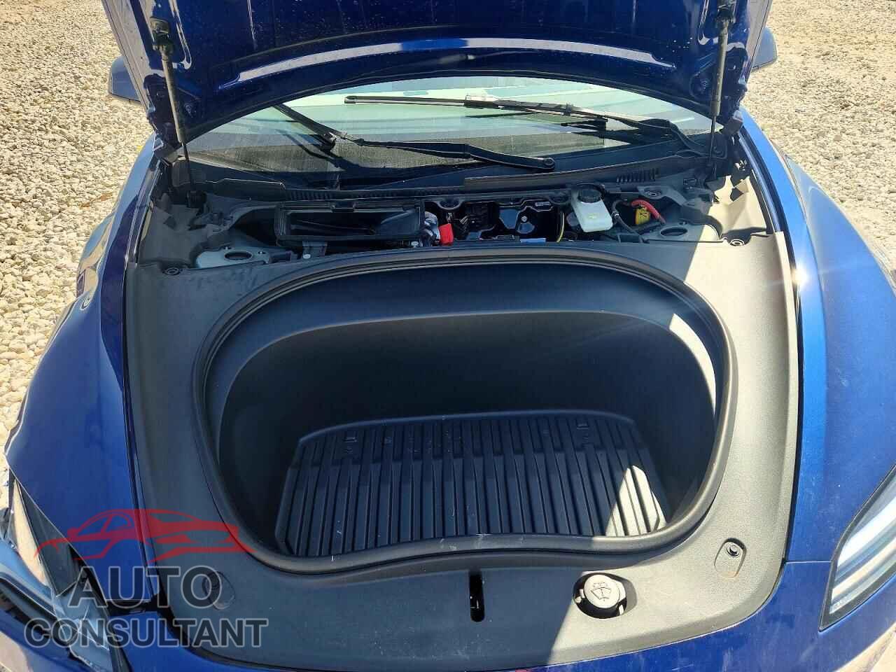 TESLA MODEL 3 2025 - 5YJ3E1EA8SF905371