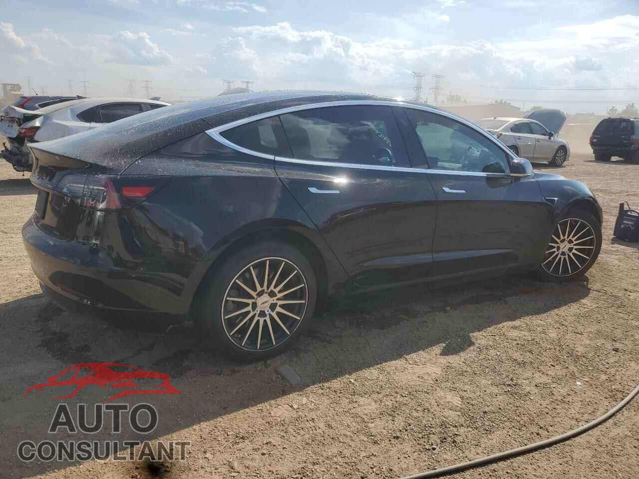 TESLA MODEL 3 2020 - 5YJ3E1EC6LF601295