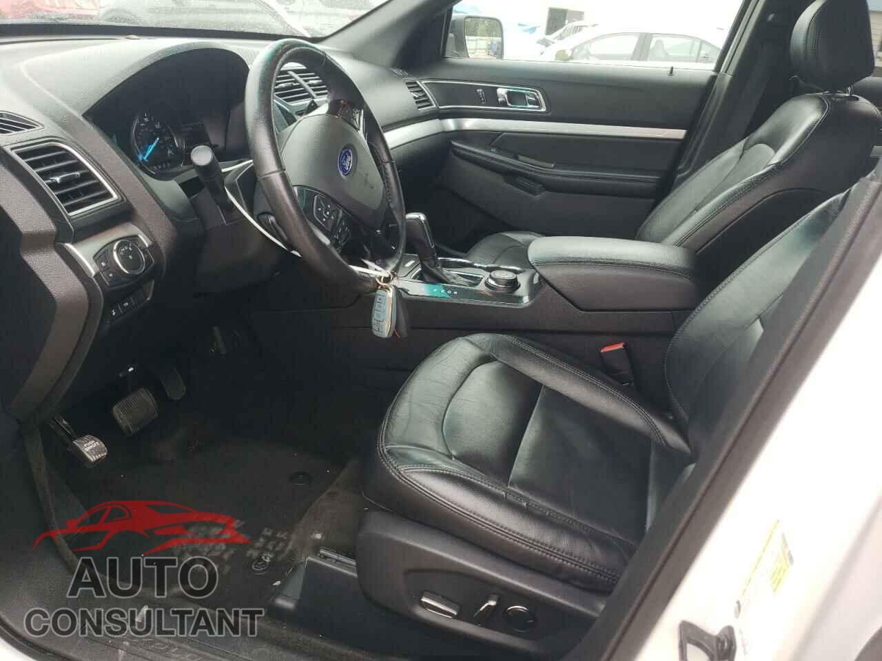 FORD EXPLORER 2017 - 1FM5K8D85HGA31323