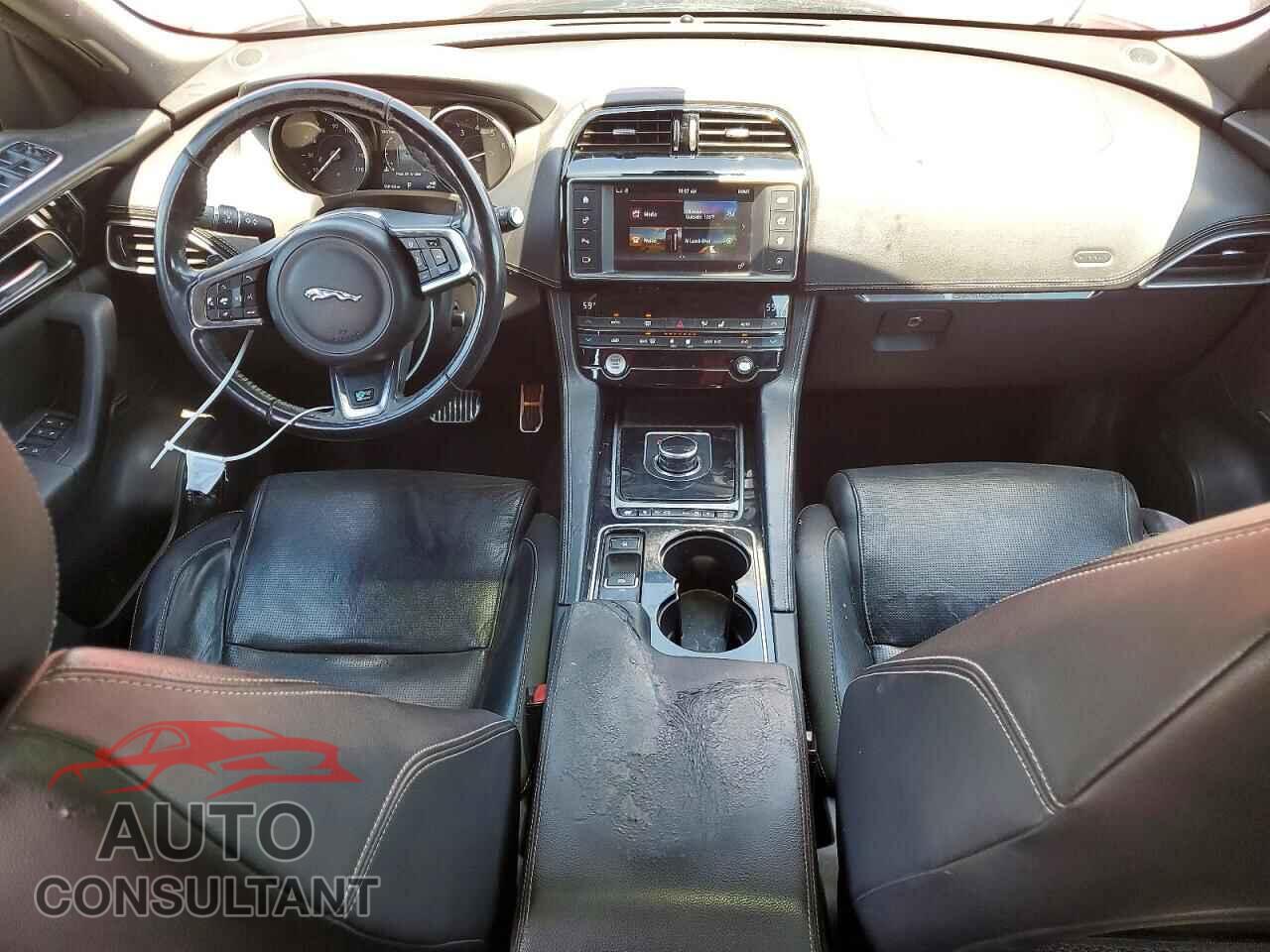 JAGUAR F-PACE 2017 - SADCL2BV4HA887606