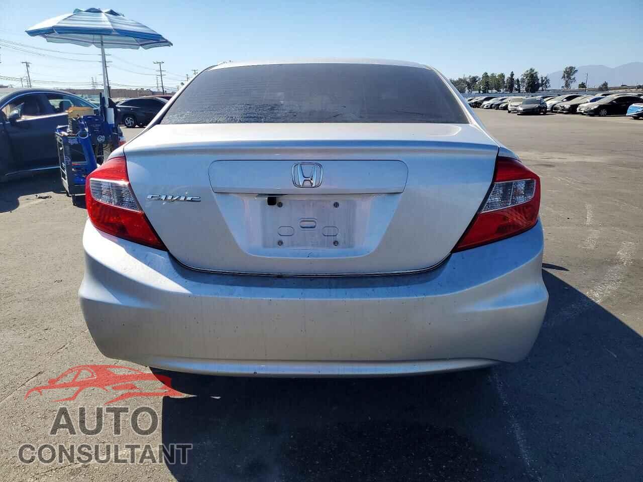 HONDA CIVIC 2012 - 19XFB2F56CE008716