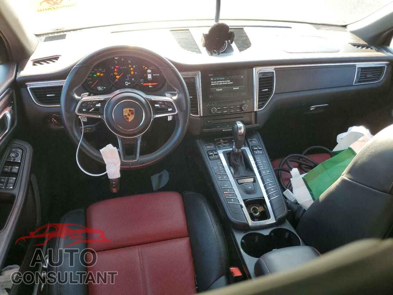 PORSCHE MACAN 2017 - WP1AG2A59HLB52941