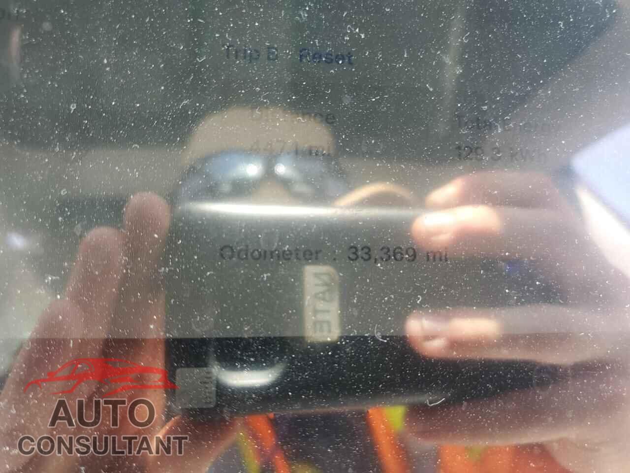 TESLA MODEL 3 2023 - 5YJ3E1EA2PF396725