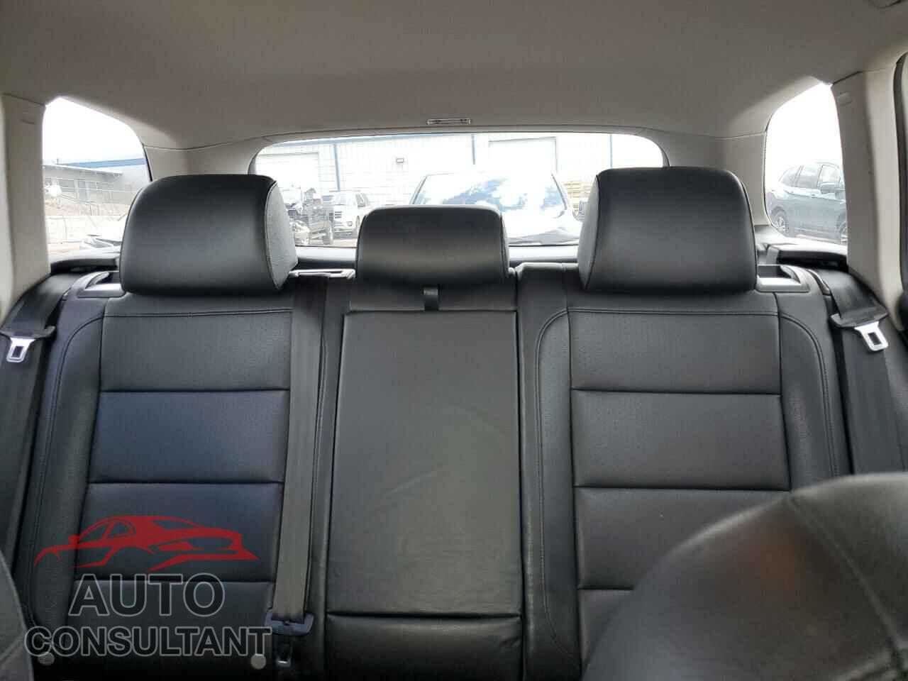 VOLKSWAGEN JETTA 2012 - 3VWPL7AJ2CM698003