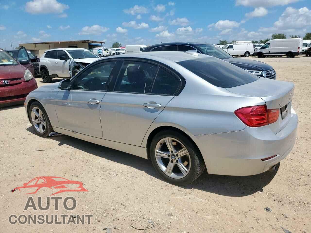 BMW 3 SERIES 2013 - WBA3B1C54DK129032