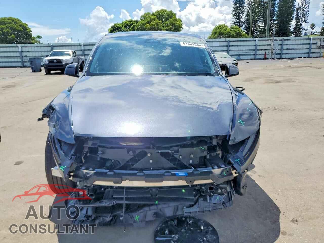 TESLA MODEL Y 2026 - 7SAYGDED2TA705261