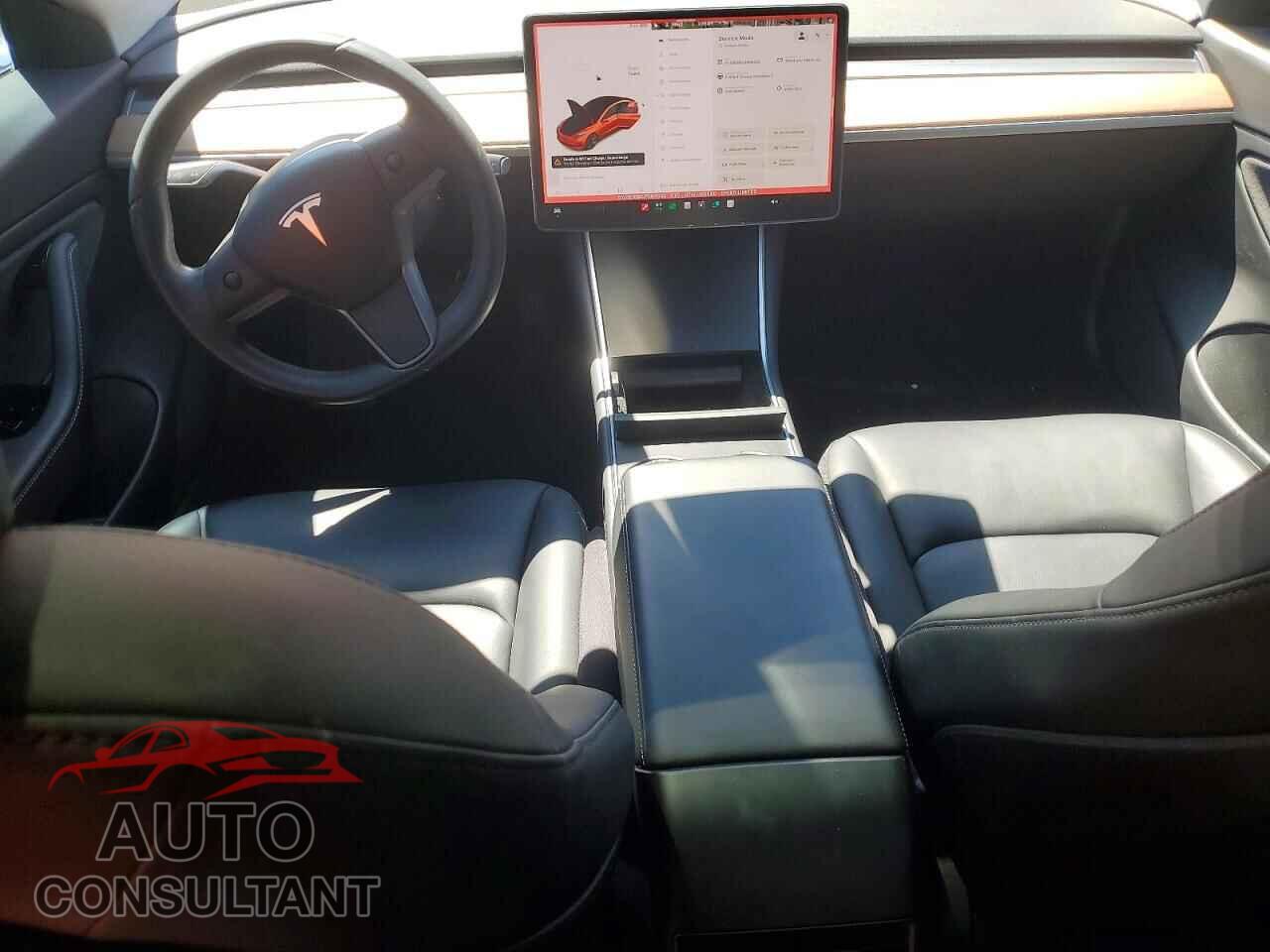 TESLA MODEL 3 2018 - 5YJ3E1EB3JF084932