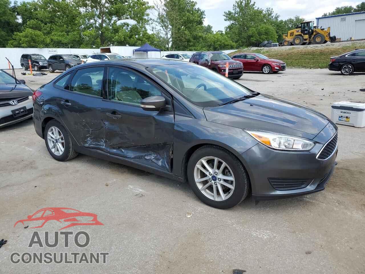 FORD FOCUS 2017 - 1FADP3F22HL303577