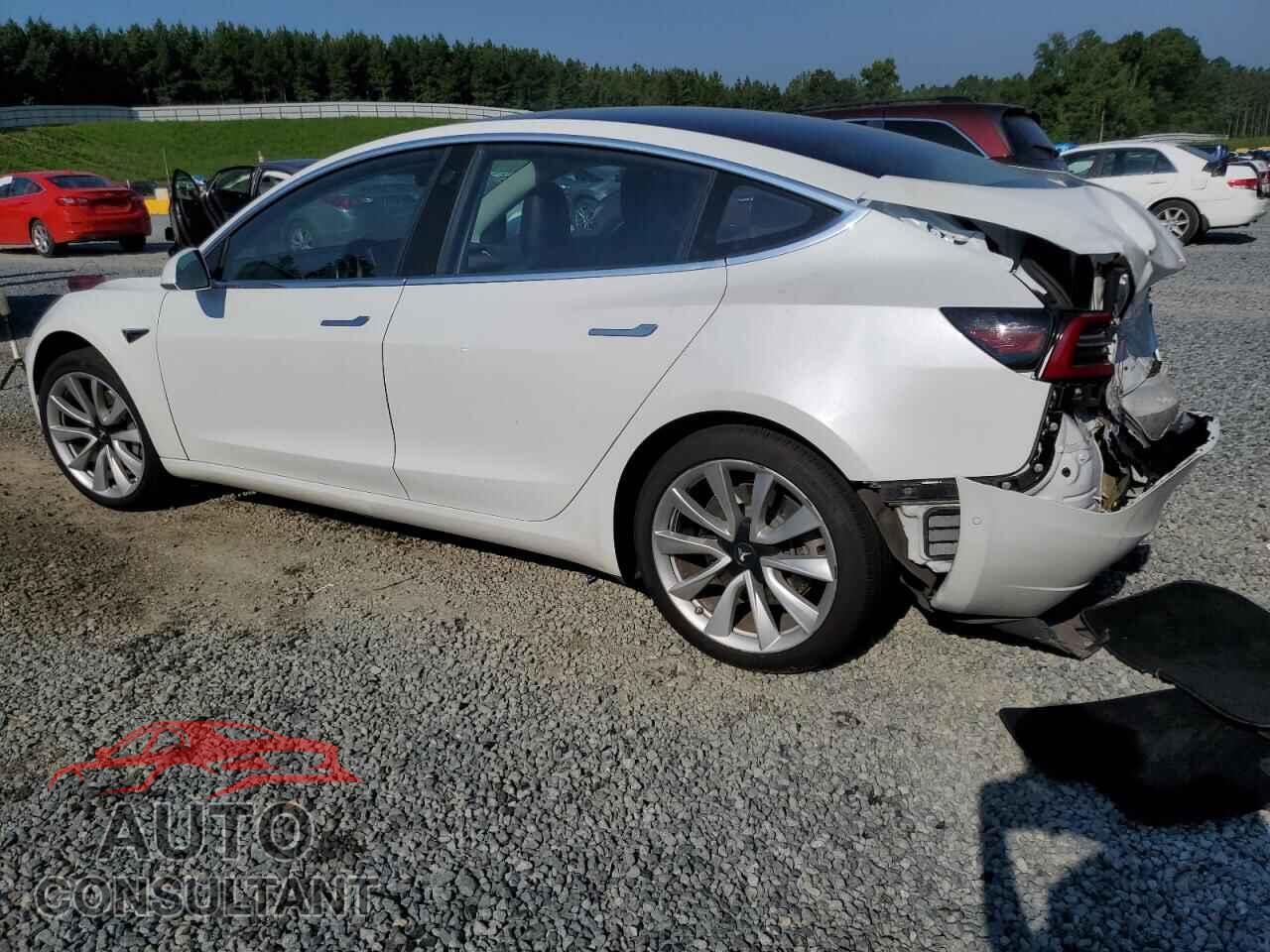 TESLA MODEL 3 2018 - 5YJ3E1EA0JF015820