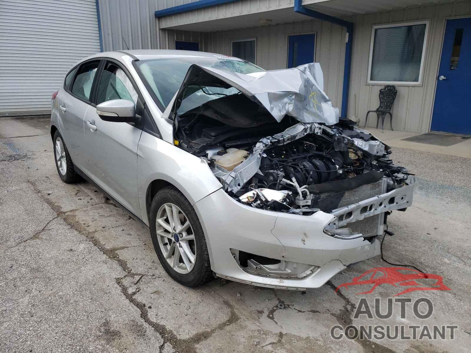 FORD FOCUS 2017 - 1FADP3K24HL203597