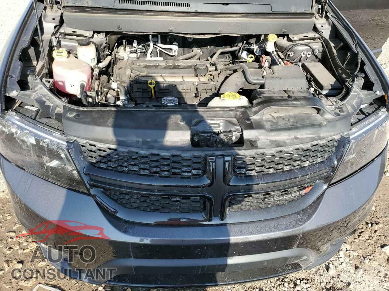 DODGE JOURNEY 2018 - 3C4PDCBB4JT218420