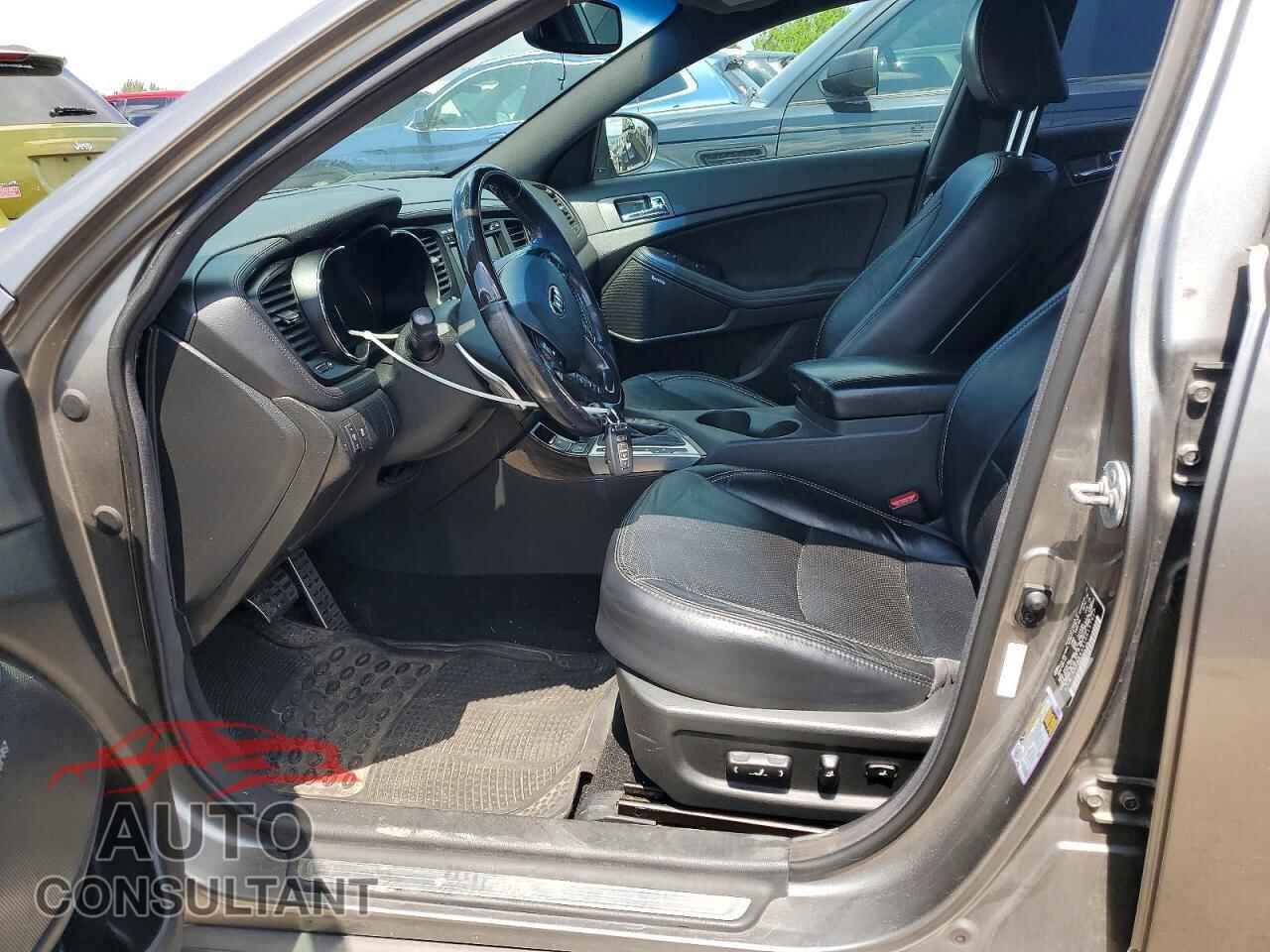 KIA OPTIMA 2013 - 5XXGR4A61DG157927