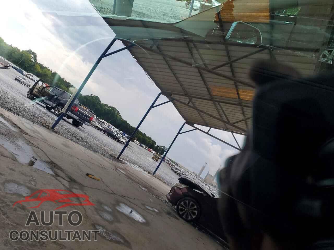 TESLA MODEL 3 2018 - 5YJ3E1EA5JF025145