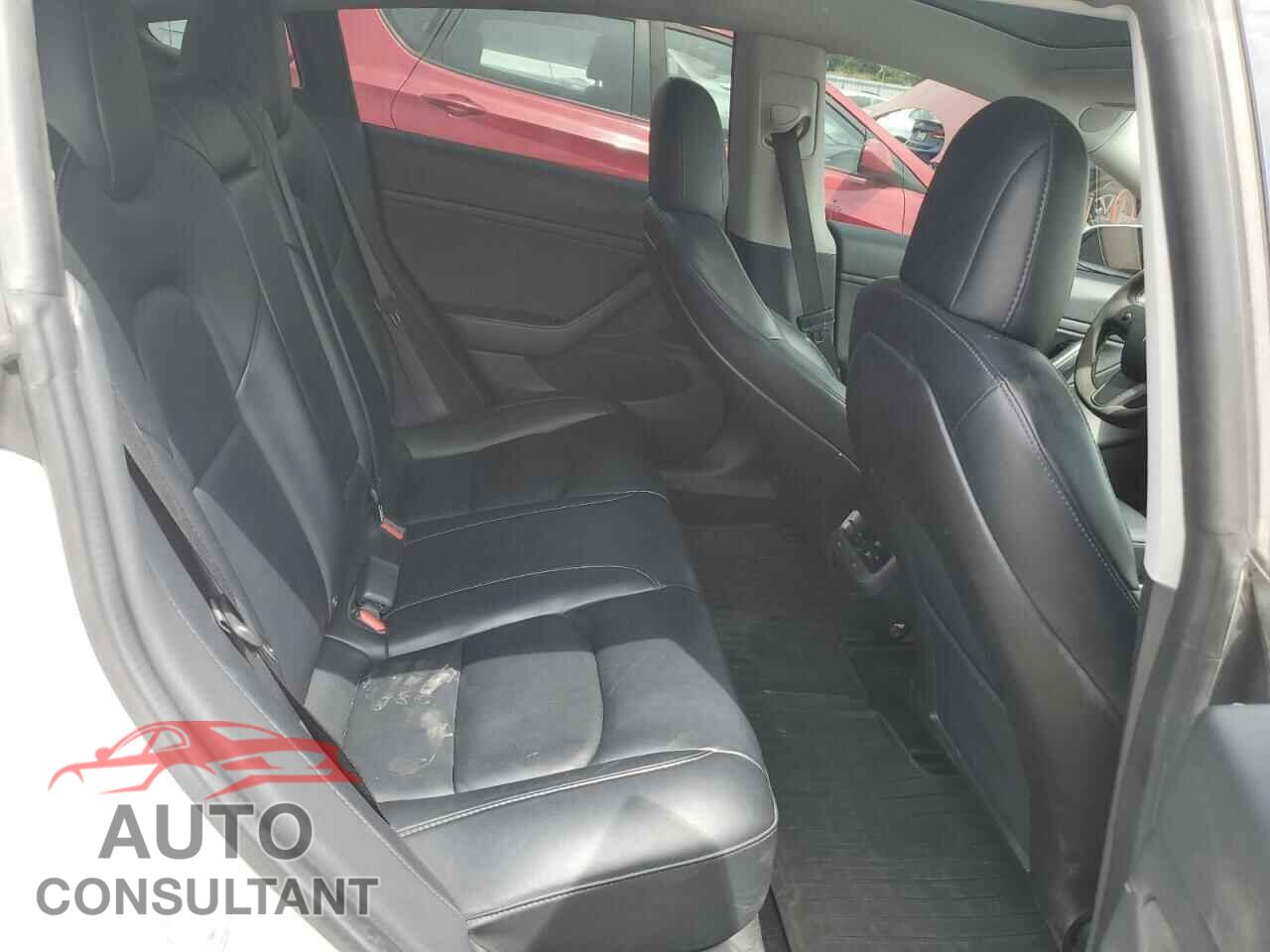 TESLA MODEL 3 2019 - 5YJ3E1EA7KF515152