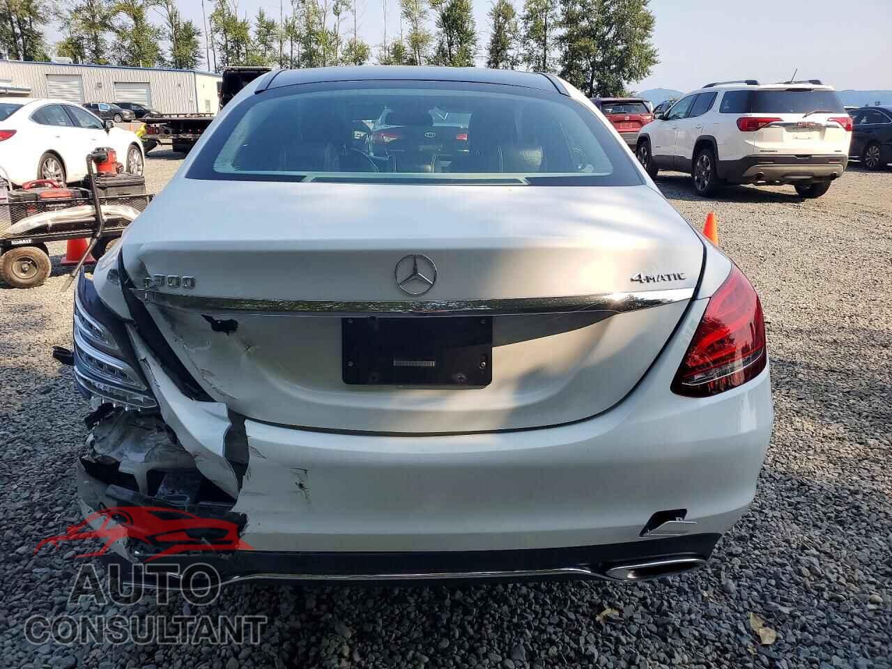 MERCEDES-BENZ C-CLASS 2015 - 55SWF4KB6FU007798
