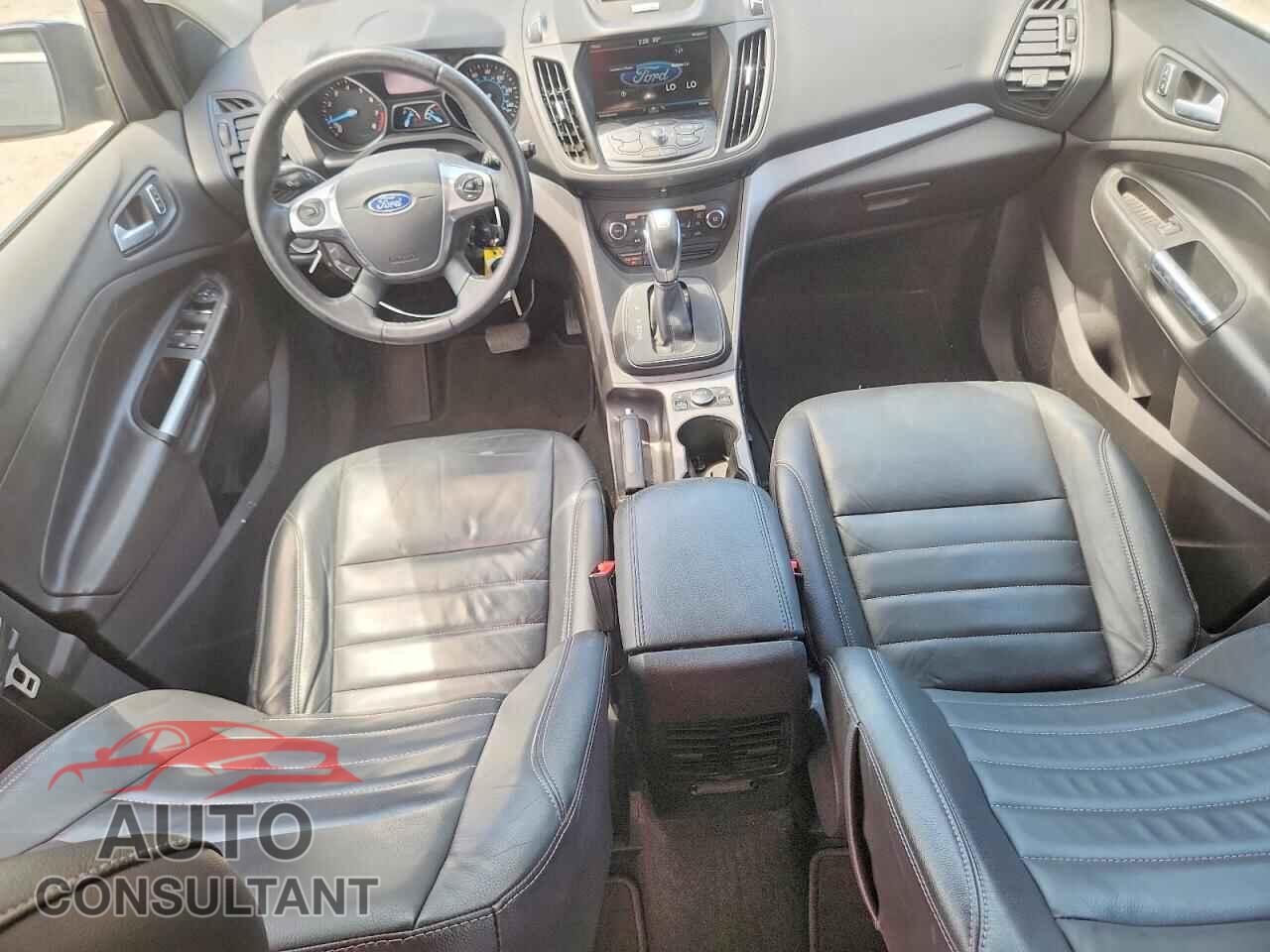 FORD ESCAPE 2015 - 1FMCU9GXXFUC84985