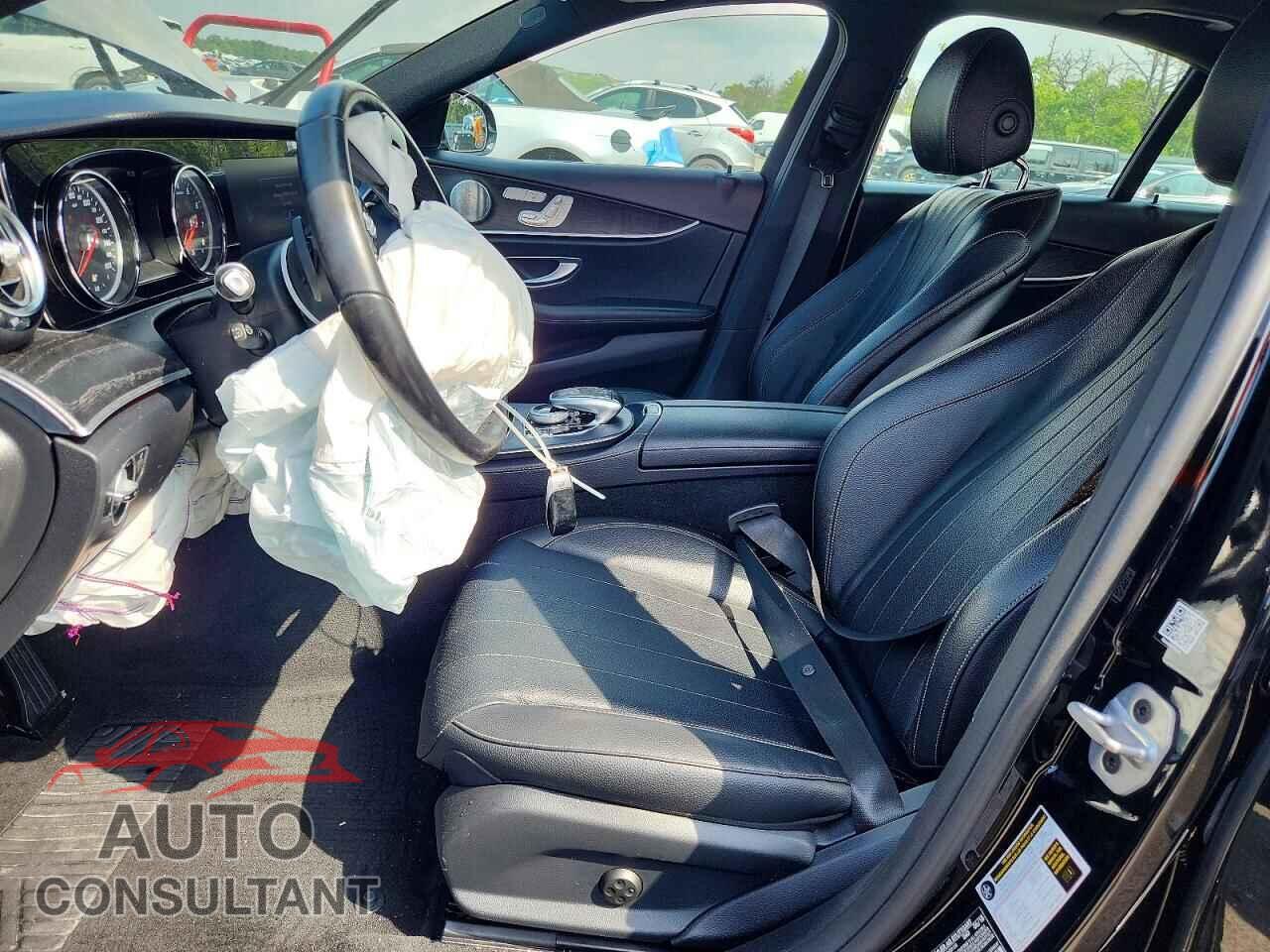 MERCEDES-BENZ E-CLASS 2019 - WDDZF4KB3KA504721
