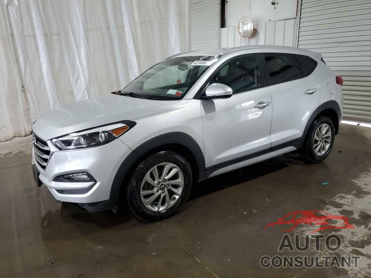 HYUNDAI TUCSON 2018 - KM8J3CA49JU821375