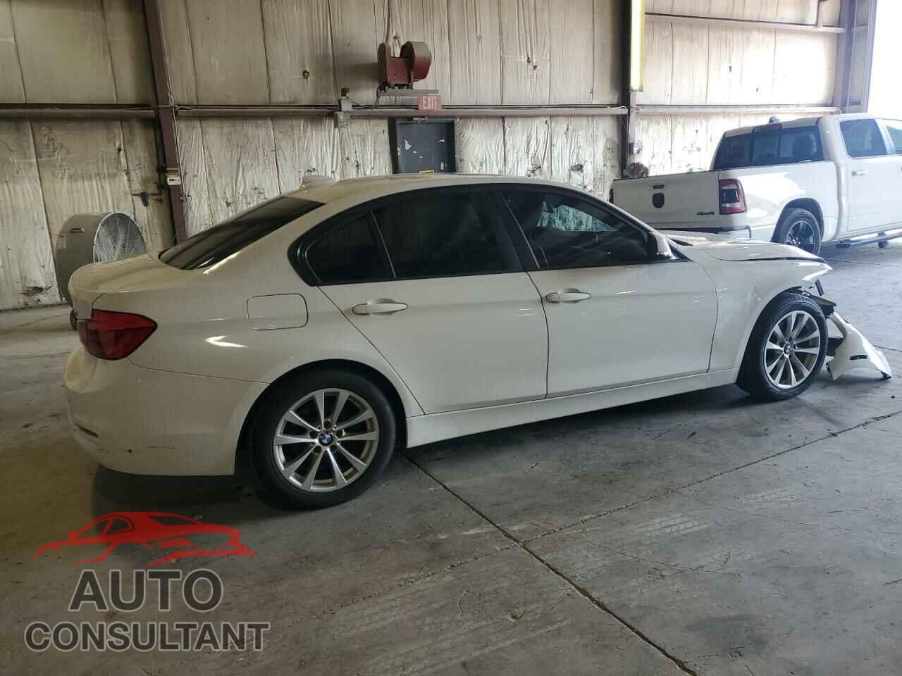 BMW 3 SERIES 2017 - WBA8A9C37HK863949
