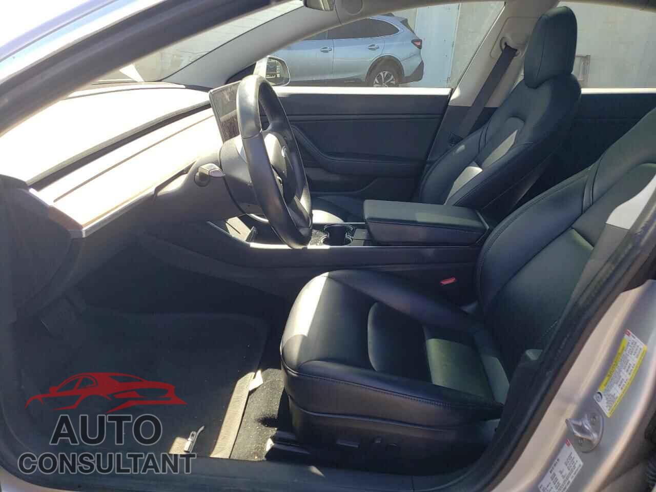 TESLA MODEL 3 2018 - 5YJ3E1EB9JF112832