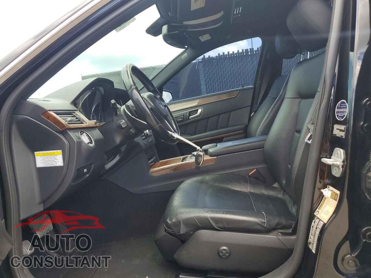 MERCEDES-BENZ E-CLASS 2013 - WDDHF5KB2DA727353