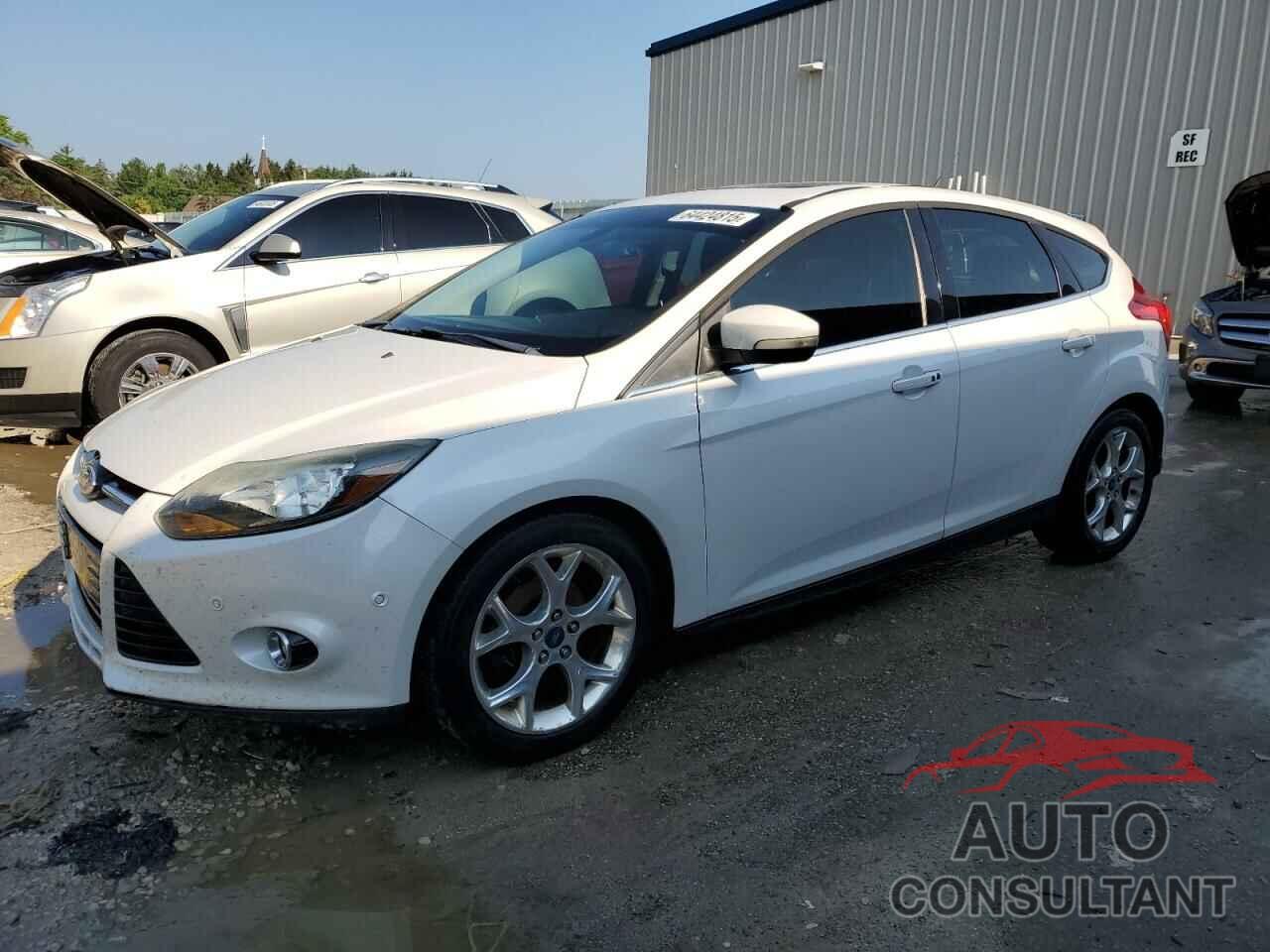FORD FOCUS 2012 - 1FAHP3N25CL251275