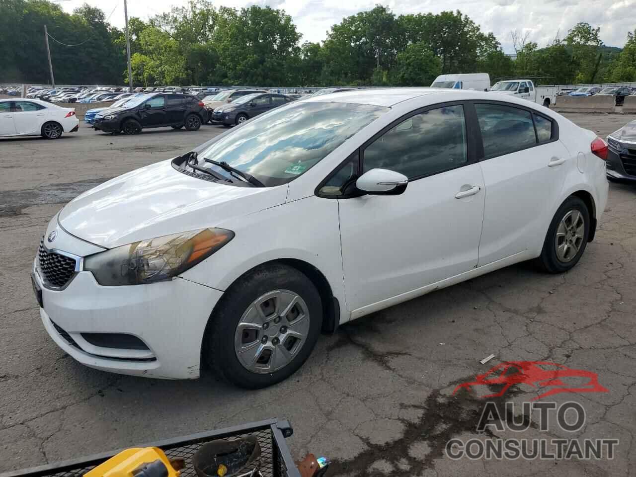KIA FORTE 2016 - KNAFX4A6XG5498377