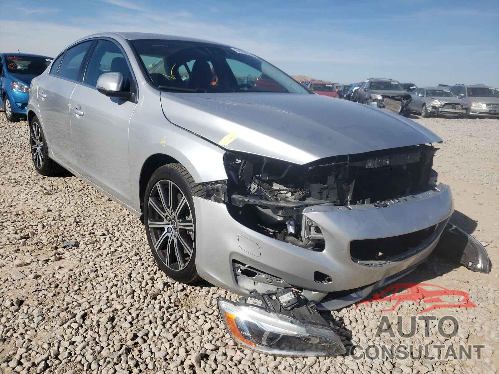 VOLVO S60 2017 - LYV402TMXHB148604