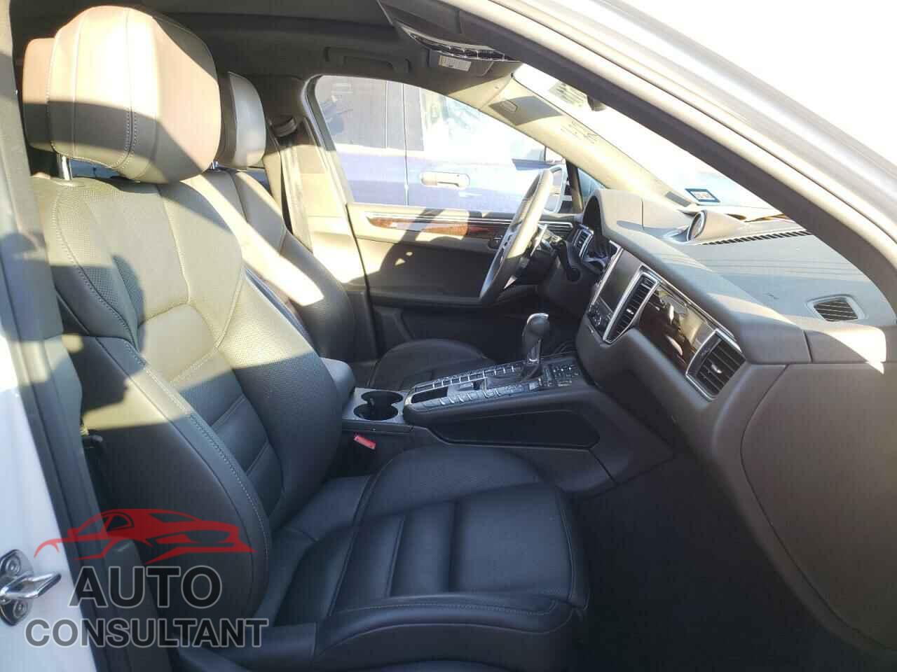 PORSCHE MACAN 2018 - WP1AA2A5XJLB20314