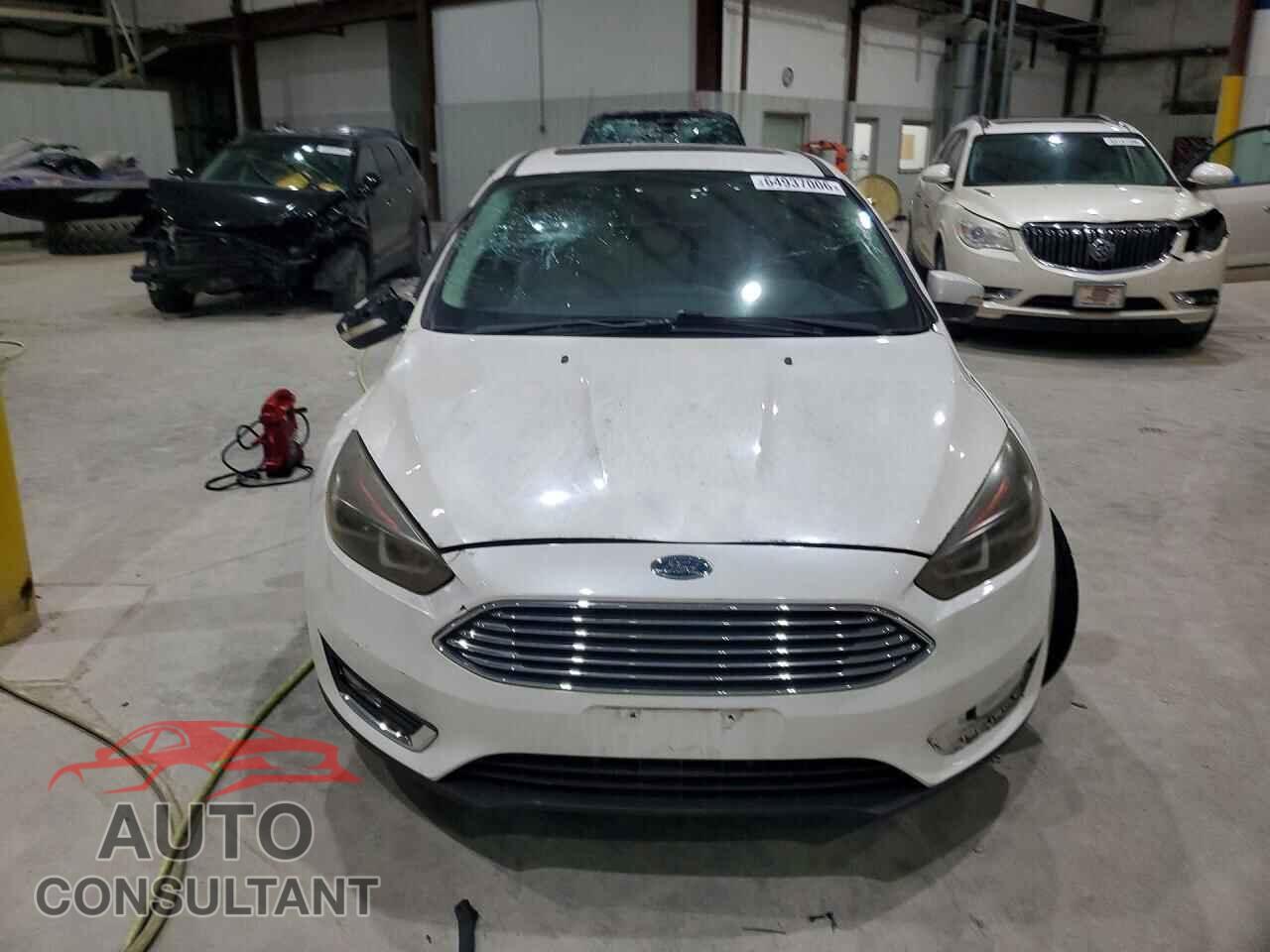 FORD FOCUS 2017 - 1FADP3N23HL268257