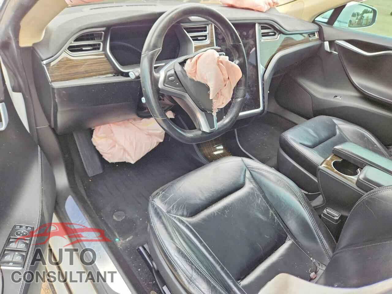 TESLA MODEL S 2015 - 5YJSA1H40FF087637