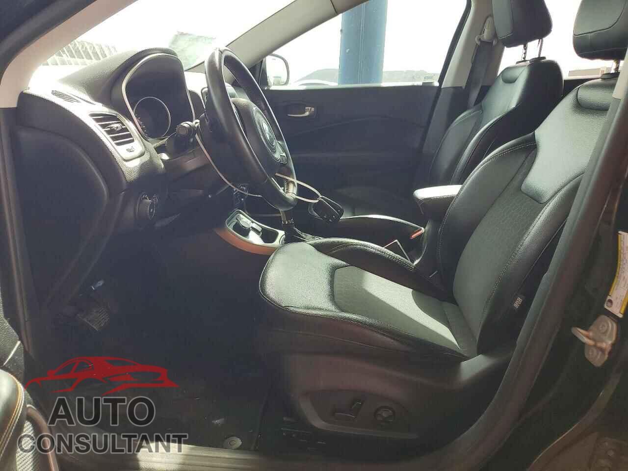JEEP COMPASS 2018 - 3C4NJDBBXJT458349