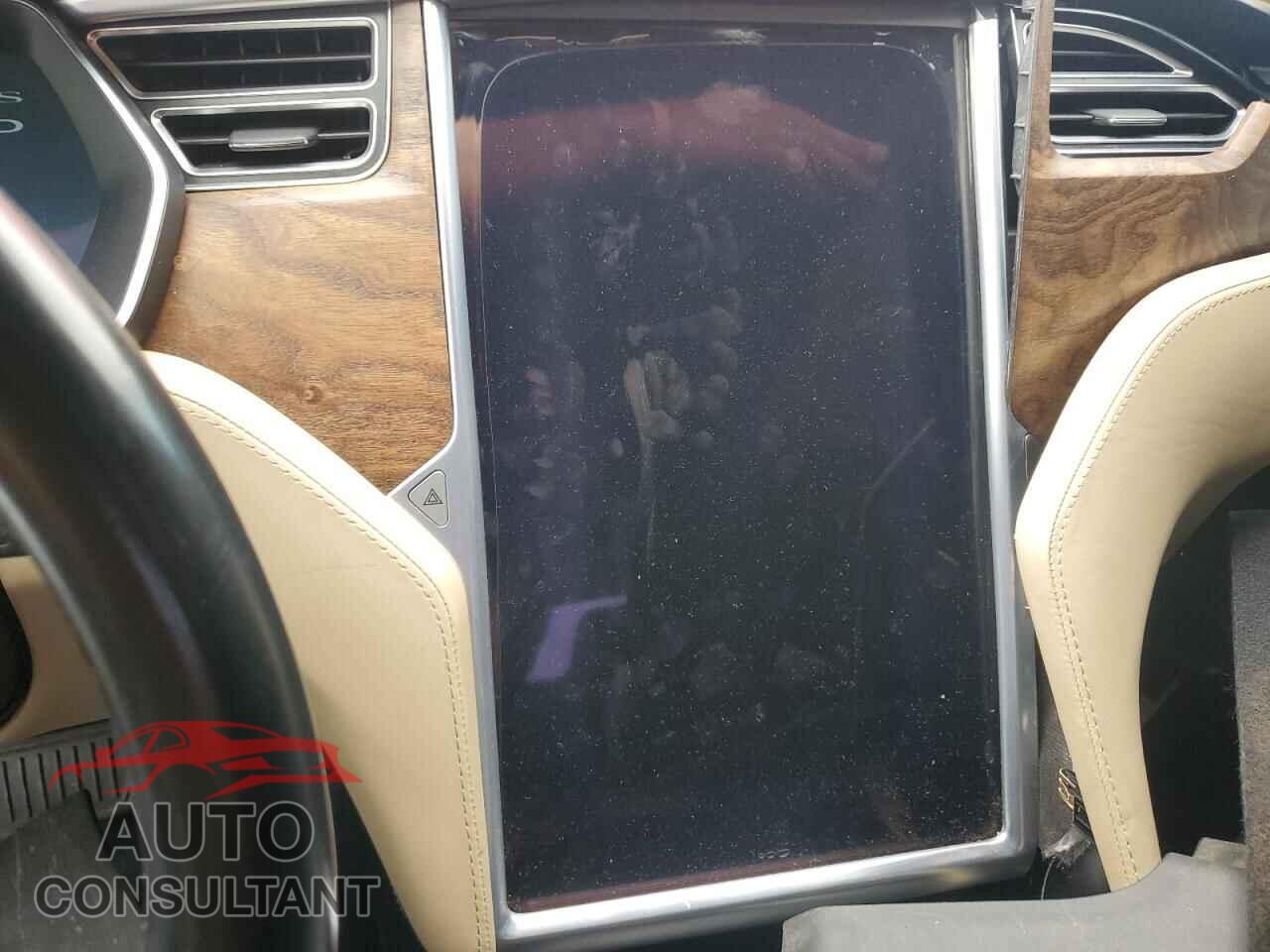 TESLA MODEL S 2016 - 5YJSA1E21GF147963
